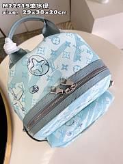 Louis Vuitton LV Discovery Backpack Crystal Blue 29 x 38 x 20 cm - 2