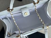 Chanel 22 Calfskin Tote Bag Large White 39x29x15cm - 4