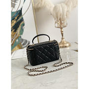 Chanel New Large Chain Cosmetic Bag 17x10x8cm - 4