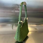 Bottega Veneta Small Clicker Shoulder Bag Green 27x19x11.5cm - 6