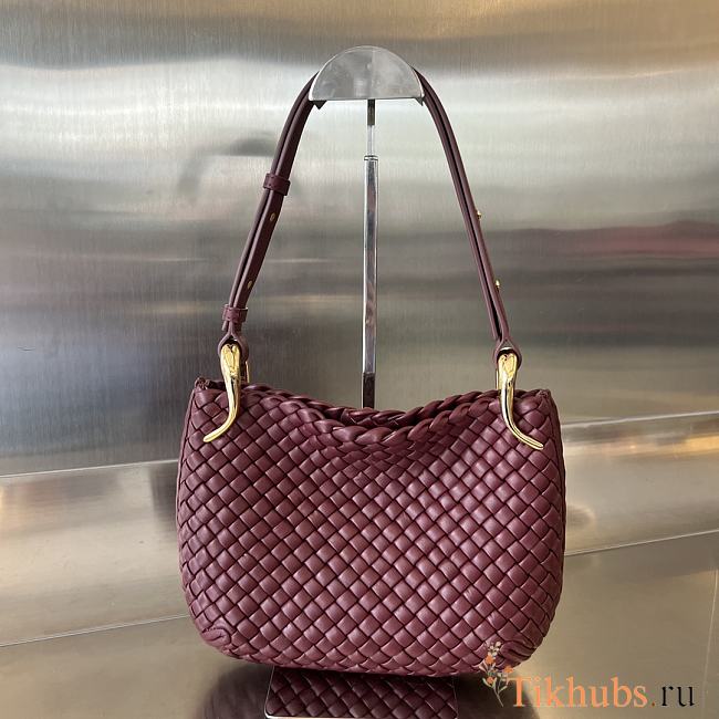 Bottega Veneta Small Clicker Shoulder Bag Red Wine 27x19x11.5cm - 1