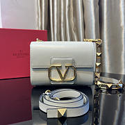 Valentino Garavani Crossbody Bag Vlogo White 20x15x7cm - 1