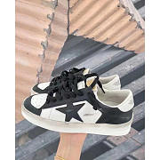 Golden Goose Sneakers In Black And White Leather - 3