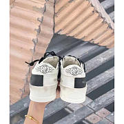 Golden Goose Sneakers In Black And White Leather - 2