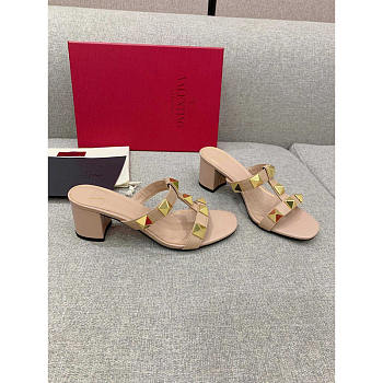 Valentino Roman Stud Beige Heel 6cm