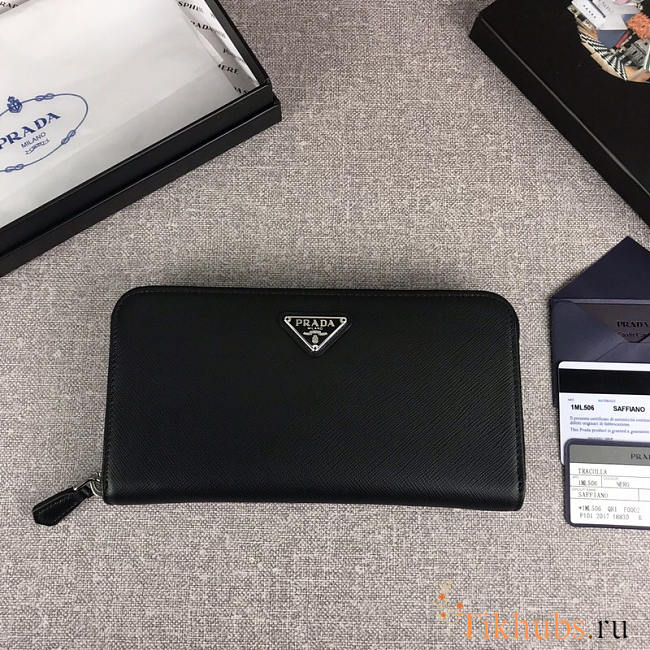 Prada Leather Long Wallet Black 20x10cm - 1