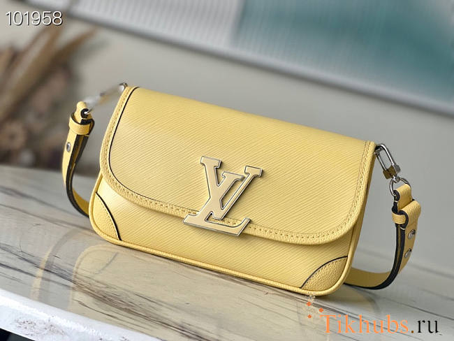 Louis Vuitton LV Buci Yellow 24.5 x 15.5 x 9 cm - 1