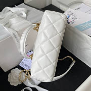 Chanel Bag With Top Handle White 17x21x5.5cm - 4