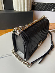 Chanel Leboy Chevron Black Caviar Silver 25cm - 2