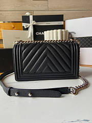 Chanel Leboy Chevron Black Caviar Silver 25cm - 4