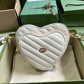Gucci Interlocking G Mini Heart Shoulder Bag White 20x17.5x6.5cm