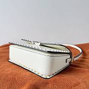 Valentino Rockstud23 Smooth Calfskin Shoulder Bag White 23x13x9cm - 3