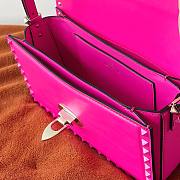 Valentino Rockstud23 Smooth Calfskin Shoulder Bag Pink 23x13x9cm - 3