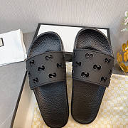 Gucci Women's Rubber GG Slide Sandal Black - 1