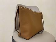 Valentino Garavani Rockstud Caramel Black Tote Bag 48 x 27.5 x 12.5cm - 5