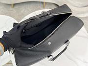 Dior By ERL Lingot 50 Bag Black Grained Calfskin 50 x 25 x 21.5 cm - 6