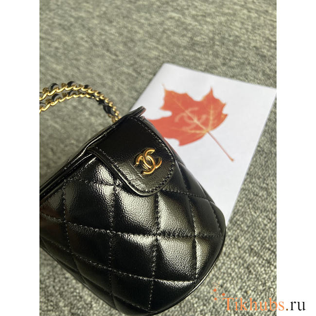 Chanel 23c Spring Flap Bucket Bag Lambskin Black 15x10x7cm - 1