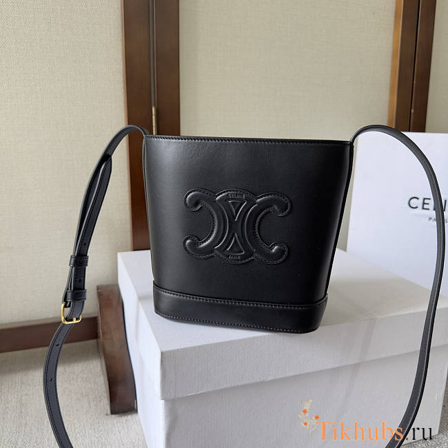 Celine Small Bucket Cuir Triomphe Black 17x22x10cm - 1