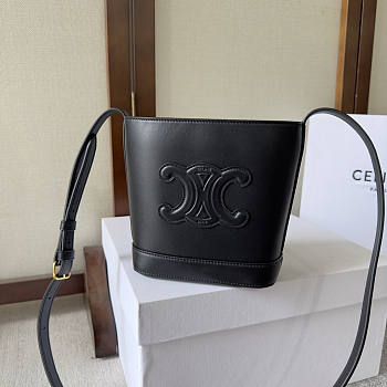 Celine Small Bucket Cuir Triomphe Black 17x22x10cm