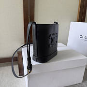 Celine Small Bucket Cuir Triomphe Black 17x22x10cm - 2