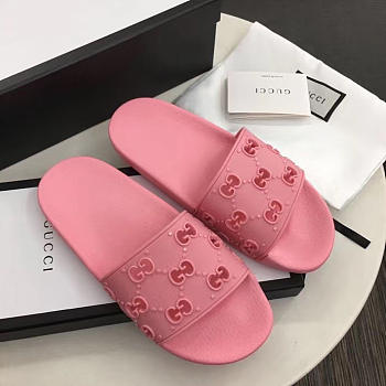 Gucci Women's Rubber GG Slide Sandal Pink