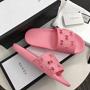 Gucci Women's Rubber GG Slide Sandal Pink - 5
