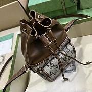 Gucci GG Mini Bucket Bag With Interlocking G 11.5x20x5.5cm - 4