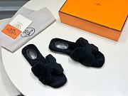 Hermes Oran Shearling Black - 5