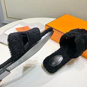 Hermes Oran Shearling Black - 3