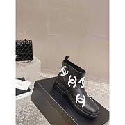 Chanel Short Rain Boots Black And White - 3