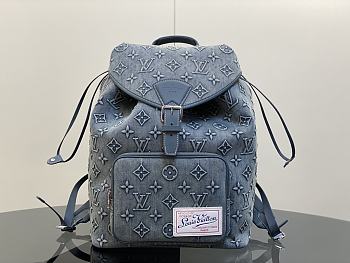 Louis Vuitton LV Montsouris Backpack Denim 32 x 40 x 19 cm