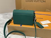 Louis Vuitton LV Fastline Wearable Wallet Evergreen 17.3 x 12 x 7 cm - 3