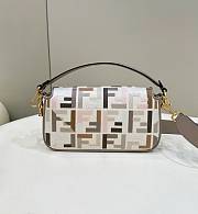 Fendi Baguette Multicolor Canvas Bag 27x15x6cm  - 2