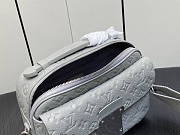 Louis Vuitton LV S-Lock Messenger Grey 22 x 18 x 8 cm - 4