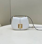 Fendi C’mon Small White Leather Bag 21x15x6.5cm - 1