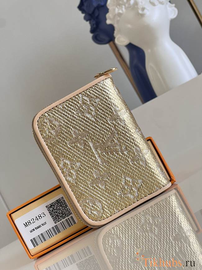 Louis Vuitton LV Zippy Coin Purse Beige 11 x 8.5 x 2 cm - 1