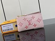 Louis Vuitton LV Key Pouch Pink 12 x 7 x 1.5 cm - 1