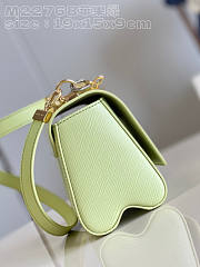 Louis Vuitton LV Twist PM Green 19 x 15 x 9 cm - 6