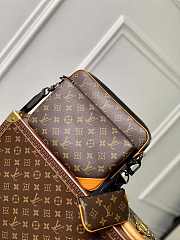 Louis Vuitton LV Trio Messenger Radiant Sun 25 x 18.5 x 7 cm - 1