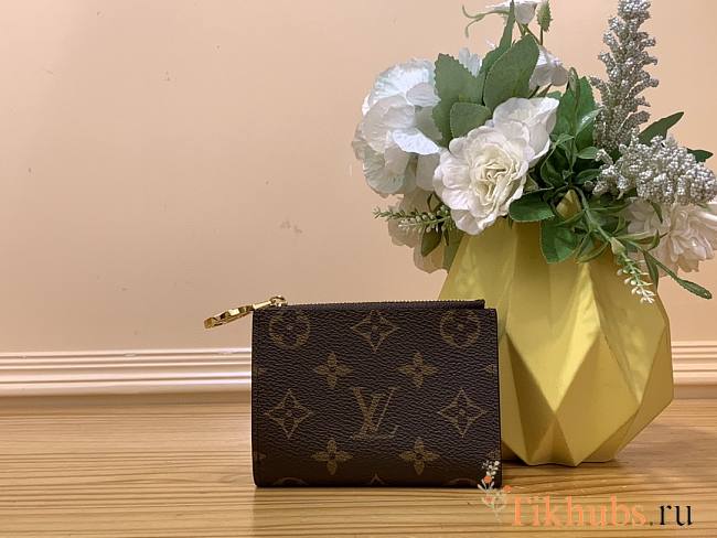 Louis Vuitton LV Lisa Pink Wallet 9 x 11.5 x 1.5 cm - 1