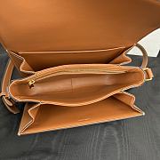 Celine Triomphe Bag In Shiny Calfskin Brown 22x16.5x7cm - 4