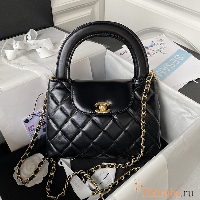 Chanel Flap Bag With Top Handle Black Lambskin 22cm - 1