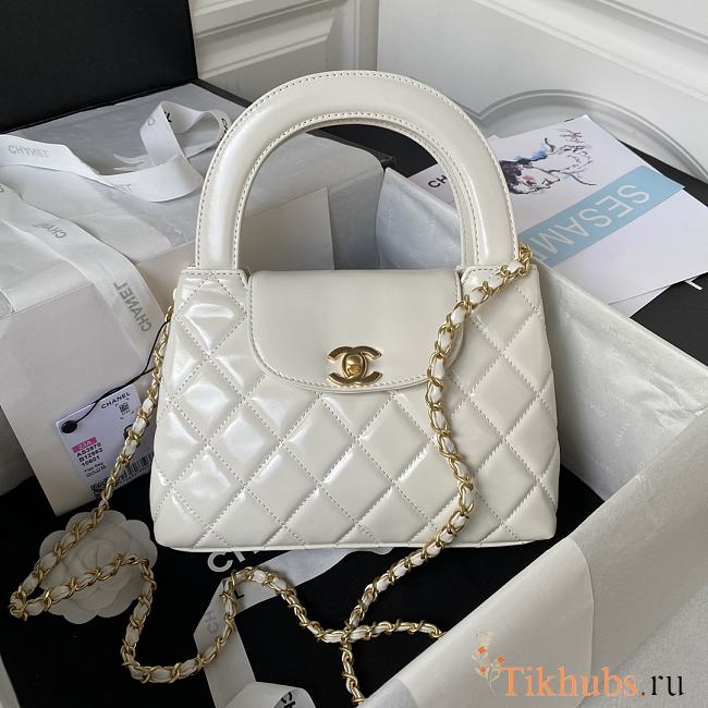 Chanel Flap Bag With Top Handle White Lambskin 22cm - 1