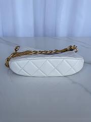 Chanel Hobo White Bag 23x17x6cm - 6