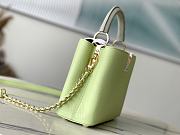 Louis Vuitton LV Capucines Green BB 27x18x9cm - 5