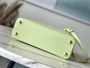 Louis Vuitton LV Capucines Green BB 27x18x9cm - 4