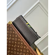 Louis Vuitton LV x YK OnTheGo PM Black 25 x 19 x 11.5 cm - 3