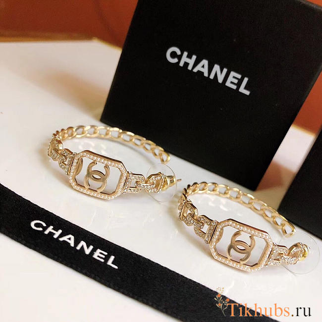 Chanel Diamond Metal Earrings - 1