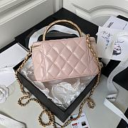 Chanel Clutch With Strap Pink Lambskin Gold 9.5x17x8cm - 3