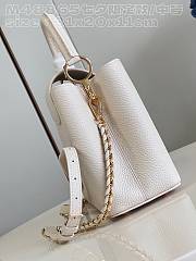 Louis Vuitton Capucines MM Quartz White 31.5x20x11cm  - 3